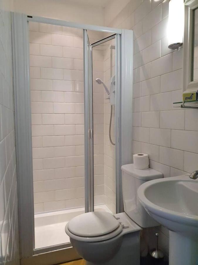 Lovely 2 Bedroom Flat In The Heart Of The City Единбург Екстериор снимка