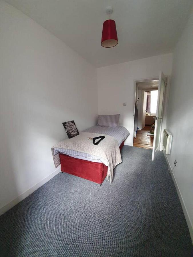 Lovely 2 Bedroom Flat In The Heart Of The City Единбург Екстериор снимка